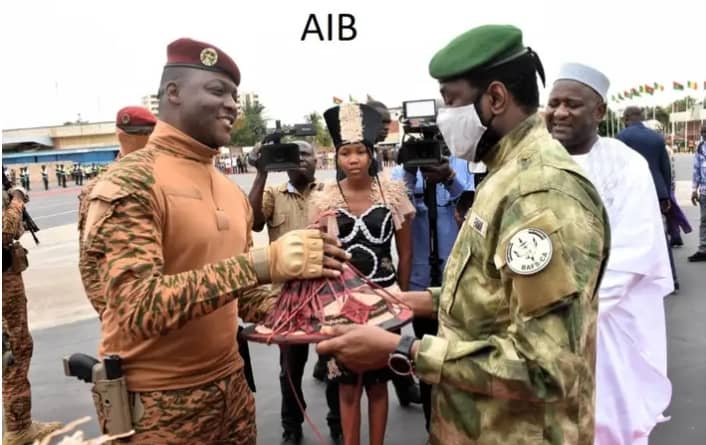 Burkina Faso-Mali : Le Colonel Assimi Goita renforce l’axe Bamako-Ouagadougou !