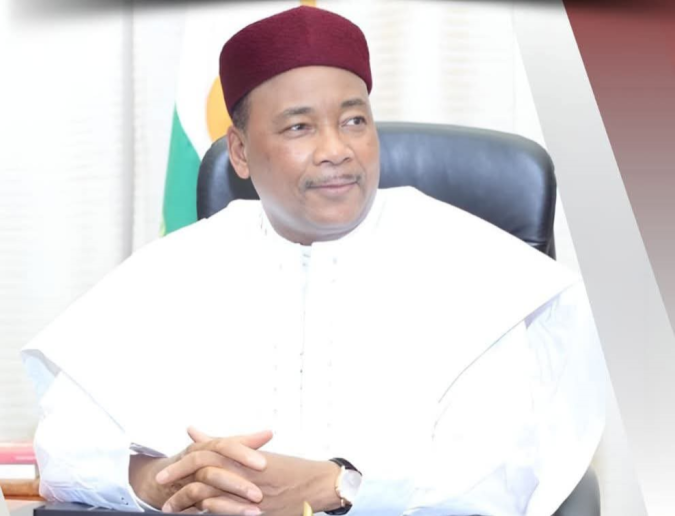 La vie après le pouvoir : Le cas Mahamadou Issoufou, du leadership continental à la recomposition politique du Niger